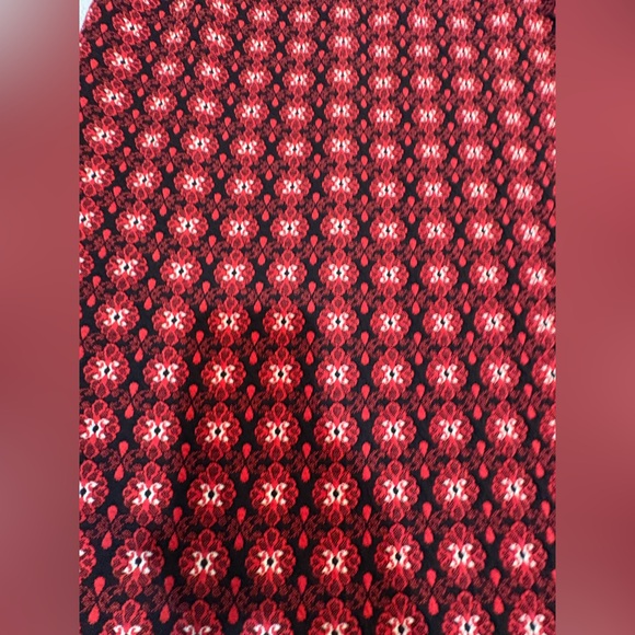 LOFT Ann Taylor Red Black Floral Medallion Textured Jacquard Shift Dress M (A7) - Picture 8 of 10